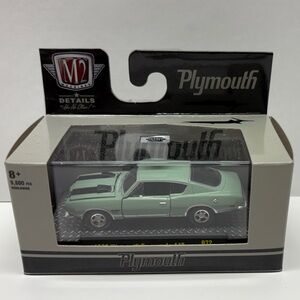 M2 Machines R72 1969 Plymouth Barracuda 440 LTD ED NEW 2022